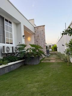 Unique and Cozy 2 Bedroom Apart - Dar es Salaam - 9