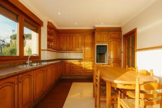 Chalet en Sanxenxo con hermosas vistas y gran privacidad - - 1