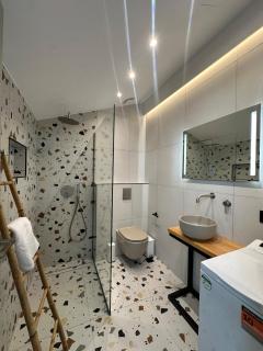 John&Nansy Cozy Apartment - - 4