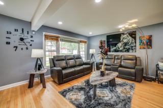 Patio and Yard Quiet Home in Chicago Area - 7