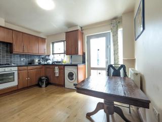 Guest Rooms Near City Centre & Dock Free Parking - Liverpool - 4