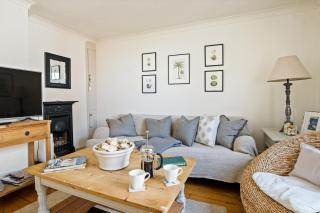 Central Lymington Retreat - 2