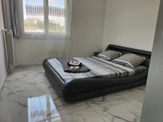 Spacieux 3 chambres et balcon - Nice - 2