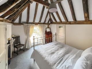 The Knights Apartment, Eastbridge Hospital - Canterbury - 7