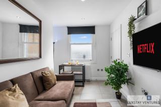 City Centre Top Floor Apartment with Lift Access and 5 Mins Walk to Brighton Station - Brighton & Hove - 1