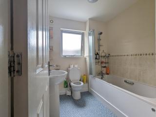 Guest Rooms Near City Centre & Dock Free Parking - Liverpool - 3