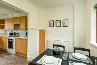 3 bed home by the sea - - 4