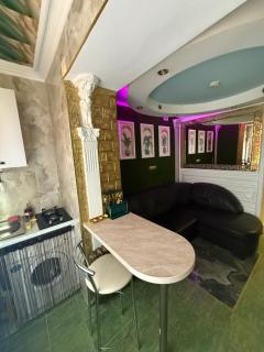 AFGAN PARK Apartments & Jacuzzi - 6