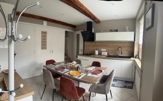 Maison 90m2 de 2 à 10 personnes - Colombier-Saugnieu - 0