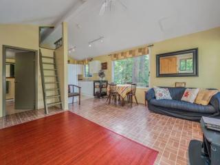 The Lakeside Cottage - Gibsons - 2