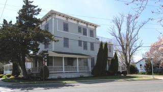 Breezes On Broad - Cape May - 5