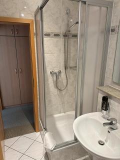 Aparthotel Zur Linde - by Willms & Schömer eG - Euskirchen - 4