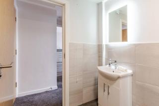 Modern Liverpool Getaway - Stylish 1-Bed Ideal for Business & Leisure Stays - Liverpool - 6