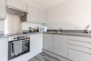Modern Liverpool Getaway - Stylish 1-Bed Ideal for Business & Leisure Stays - Liverpool - 4