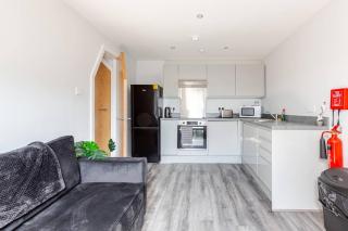 Modern Liverpool Getaway - Stylish 1-Bed Ideal for Business & Leisure Stays - Liverpool - 0