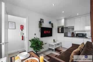 City Centre Top Floor Apartment with Lift Access and 5 Mins Walk to Brighton Station - Brighton & Hove - 0
