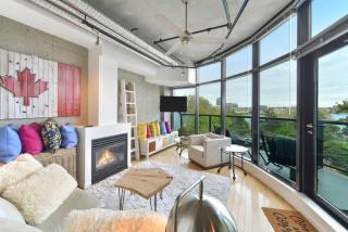 Harbourview Executive Condo - Victoria - 9