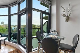 Harbourview Executive Condo - Victoria - 5