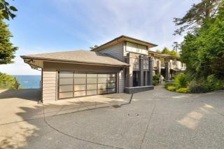 Oceanfront Oasis - 2