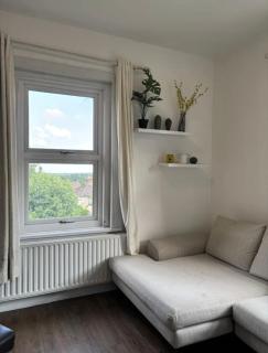 1 bedroom flat - Redhill - 2