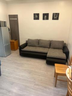 Fully Furbished Entire Flat 2 - 3