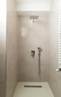 New! Spacious 2BR in Quiet Area Alba Iulia - Chişinău - 1
