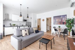 AB40 Home Design - Madrid - 0