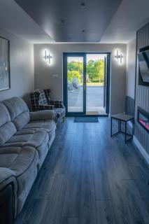 Southview Cottage - - 1
