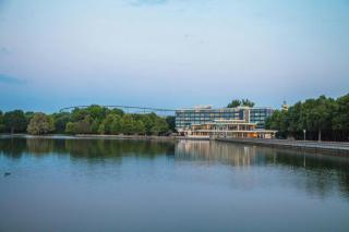 Courtyard by Marriott Hannover Maschsee - Hannover - 0