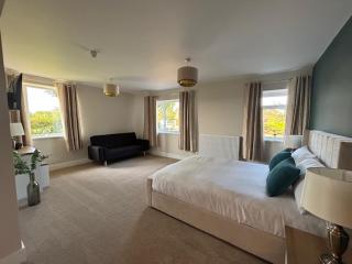 East Halton Hotel - East Halton - 9