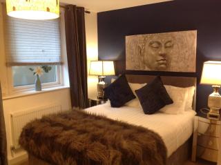 2 bed Docklands Apartment - Free Parking - Liverpool - 6