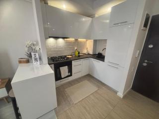 COSMO 2, 2 Rooms, 2 Beds, 1 Parking, Shopping & Swimming - 4