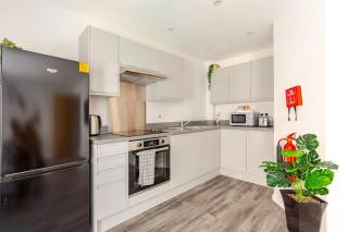 Central Liverpool Retreat by LVP - Stylish 1-Bed Perfect for Business & Leisure - Liverpool - 0