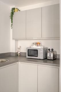 Central Liverpool Retreat by LVP - Stylish 1-Bed Perfect for Business & Leisure - Liverpool - 1