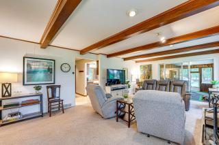 Less Than 1 Mi to Lake Michigan Peaceful Cabin with Yard! - Whitehall - 7