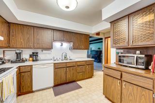 Less Than 1 Mi to Lake Michigan Peaceful Cabin with Yard! - Whitehall - 4