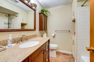 Less Than 1 Mi to Lake Michigan Peaceful Cabin with Yard! - Whitehall - 1