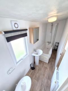 Birchington Vale Delta Sapphire - Manston - 8