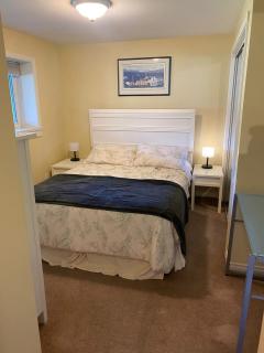 Ravens Nest Cozy Lower One Bedroom Suite - Victoria - 3