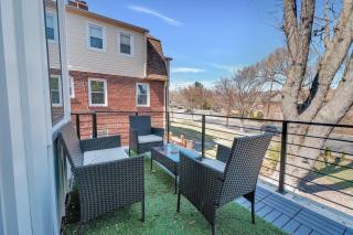 Spacious DC Stay 7BR 5BA Sleeps 16 - Washington - 3