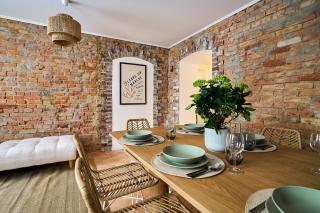Urban Base Apartment for 9 in Berlin Mitte - 3