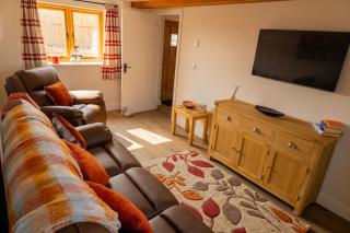 Ash at Pinfold Barns - Loppington - 8