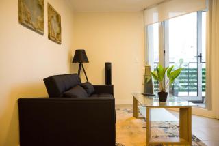 Chic 1BR in Centro Steps from Metro & Attractions - Santiago - 3