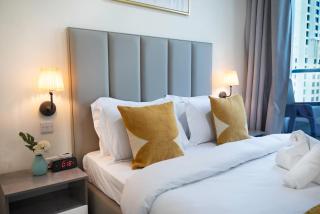 Modern 1BHK with Marina View - 8