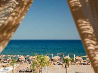 Alia Beachfront Suites and Spa - Charaki - 9