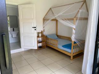 Oasis at your fingertips A 2 Bedroom Home - Kampala - 3