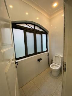 Oasis at your fingertips A 2 Bedroom Home - Kampala - 2