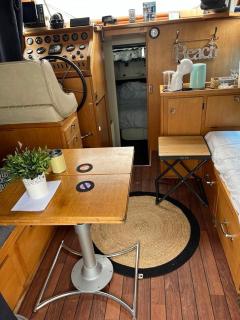 Unusual night on a small yacht - Le Havre - 8