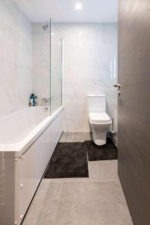 Cosy City Apartment - Your Home in Bradford! - Bradford - 1