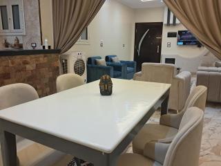 Al Fayrouz Palace Apartments - Luxor - 3